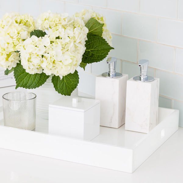 Round white lacquer tray deals